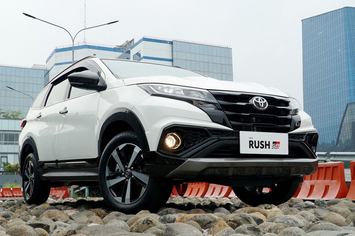 "Agustus 2024: Toyota Rush Hadir dengan Diskon Menggiurkan Hingga Rp 31 Juta!"