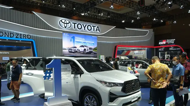 IIMS 2025: Toyota Raih Ribuan SPK, Model Hybrid Kuasai Pasar