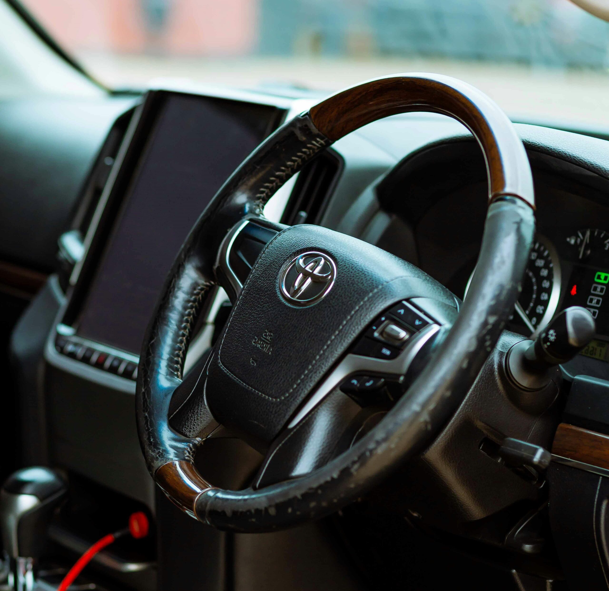 Interior Mobil Bersih, Perjalanan Makin Nyaman: Begini Caranya